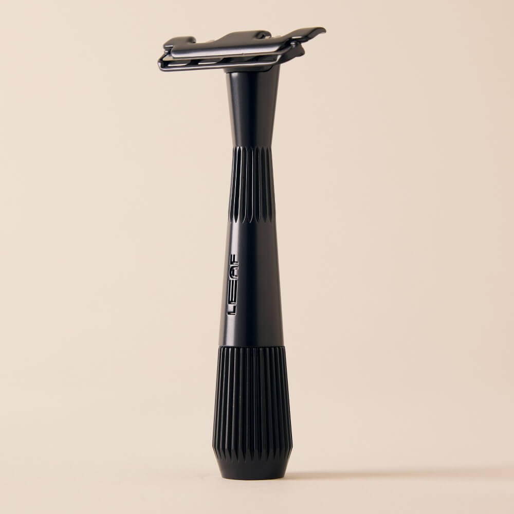 Single-Edge Razor Bundles
